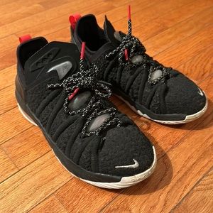 Nike Lebron Size 3.5Y